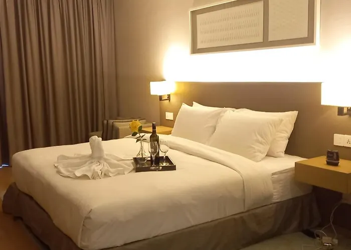 Cozy Apartment With Jacuzzi And Sauna At 188 Suites Klcc