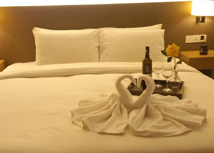 Cozy Apartment With Jacuzzi And Sauna At 188 Suites Klcc